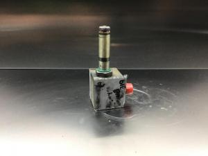 Liebherr Richtingsregelventiel